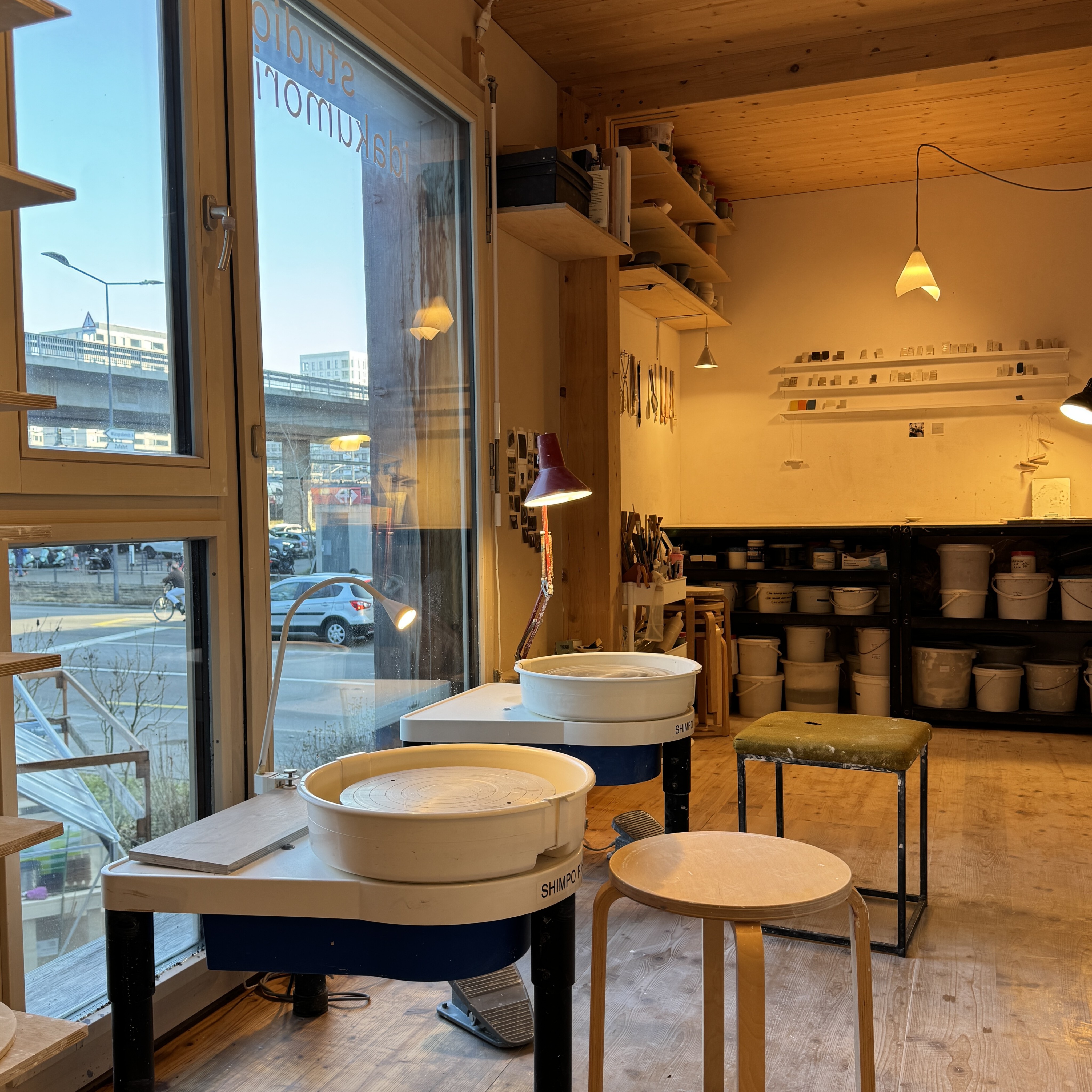 Keramikstudio Zürich Drehkurs keramik-zürich-kurse-idakumori-porzellan